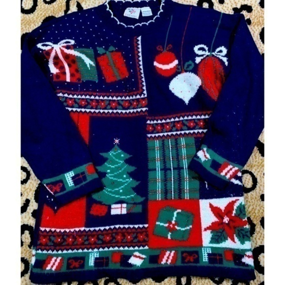 Vintage Nut Cracker Holiday Hand Knit Festive Christmas Long Pullover Sweater
